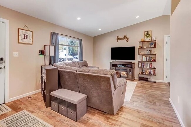 7345 Woodstock St in Colorado Springs, CO - Building Photo - Building Photo