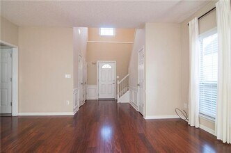 558 Lullingstone Dr SE in Marietta, GA - Building Photo - Building Photo