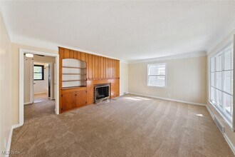 20511 Balfour Rd in Warrensville Heights, OH - Building Photo - Building Photo