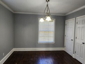 215 E Washington St in Shreveport, LA - Building Photo - Building Photo