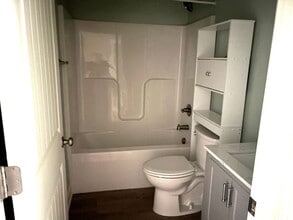 970 US-64 in Manteo, NC - Building Photo - Building Photo