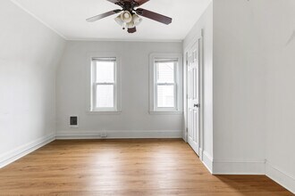 268 Willow Ave, Unit 3 in Somerville, MA - Foto de edificio - Building Photo