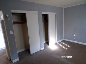 2027 Thomas Ave, Unit Thomas in San Diego, CA - Foto de edificio - Building Photo