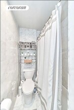 55 Barrow St in New York, NY - Building Photo - Building Photo