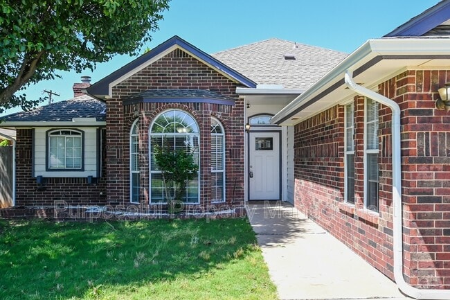 1121 SW 99th Terrace in Oklahoma City, OK - Building Photo - Building Photo