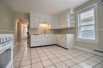 143 Tower St in Westerly, RI - Building Photo - Building Photo