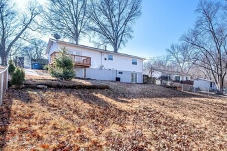 3633 Shores Dr in St. Louis, MO - Building Photo - Building Photo