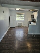 2122 Bradford St in Clearwater, FL - Building Photo - Building Photo