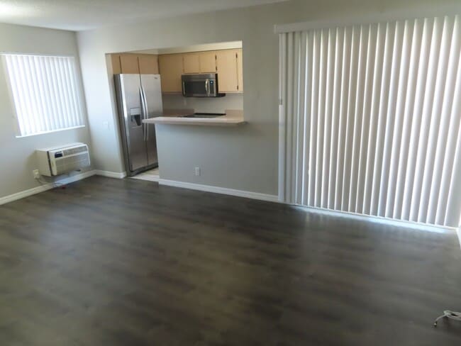 1357 Caminito Gabaldon in San Diego, CA - Building Photo - Building Photo