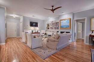 1706 Summit View Pl in Austin, TX - Building Photo