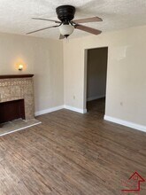 1609 SW B Ave in Lawton, OK - Foto de edificio - Building Photo