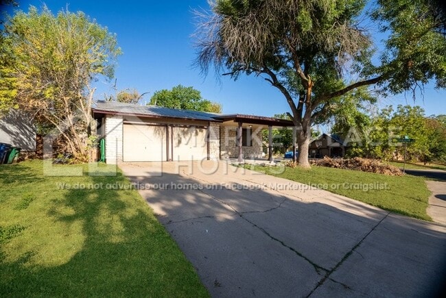 8500 Caspian Dr in Austin, TX - Building Photo - Building Photo
