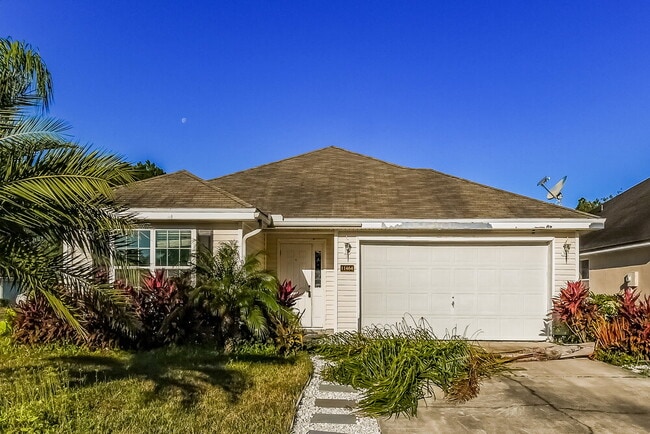 property at 11464 Oakbank Ct