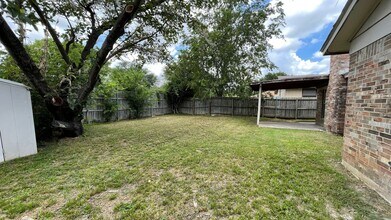 2721 Cibola Dr in Irving, TX - Building Photo - Building Photo