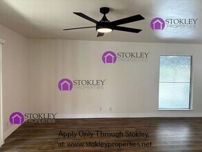 5420 Roundtree Ct in Concord, CA - Building Photo - Building Photo