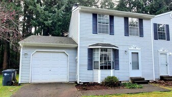 821 Kaiser Rd NW in Olympia, WA - Building Photo