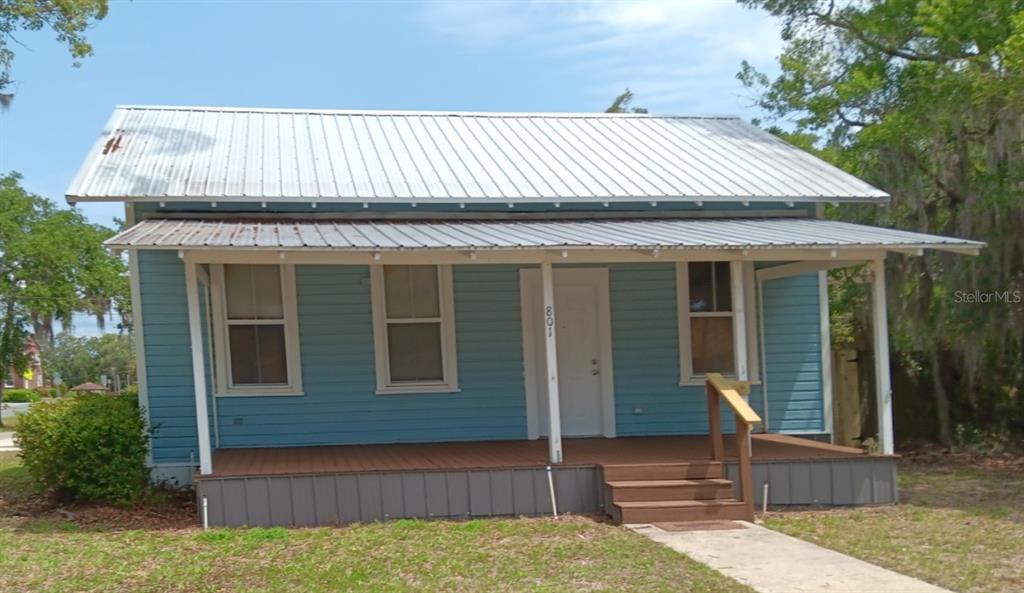 801 Citrus Ave in Eustis, FL - Building Photo