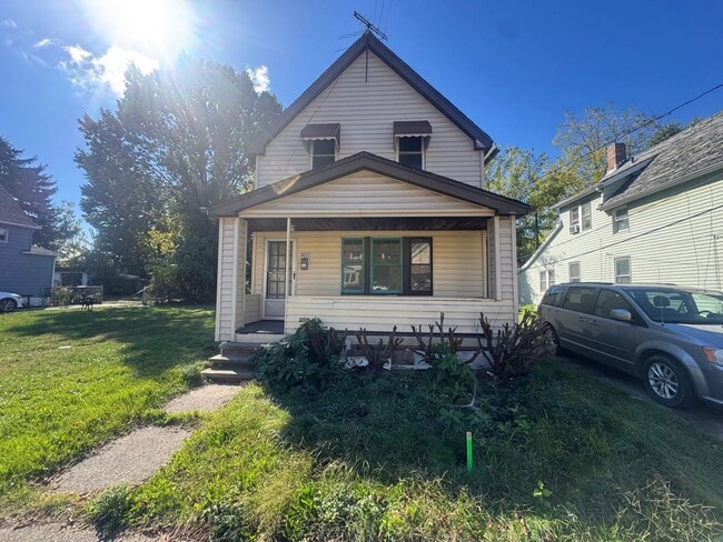 property at 15926 Whitcomb Rd