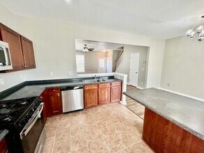 1042 Prestwyck Ct in Alpharetta, GA - Building Photo - Building Photo