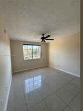 2200 E Preserve Way, Unit 205 in Miramar, FL - Foto de edificio - Building Photo