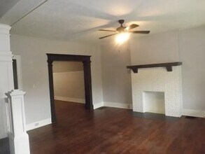 325 N Murtland St in Pittsburgh, PA - Building Photo - Building Photo