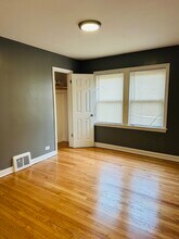 3850 W 81st St in Chicago, IL - Building Photo - Building Photo