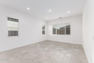 9646 W Flower St in Phoenix, AZ - Building Photo - Building Photo