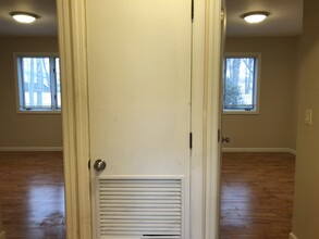 13 Presidential Dr, Unit 13 in Englewood, NJ - Building Photo - Building Photo