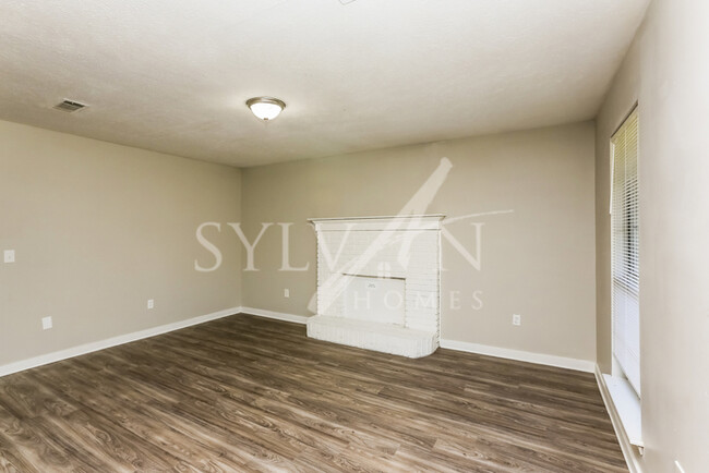 4260 Cypress Dr-Unit -9 in Jackson, MS - Building Photo - Building Photo