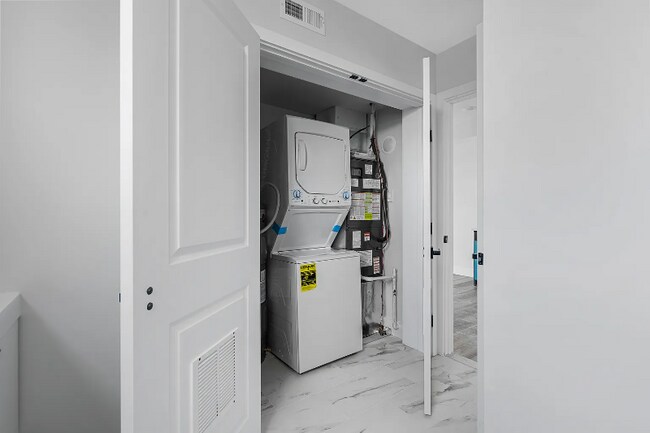 2061 N 62nd St in Philadelphia, PA - Building Photo - Building Photo
