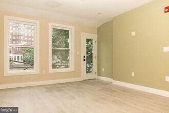 223 S 44th St in Philadelphia, PA - Building Photo - Building Photo
