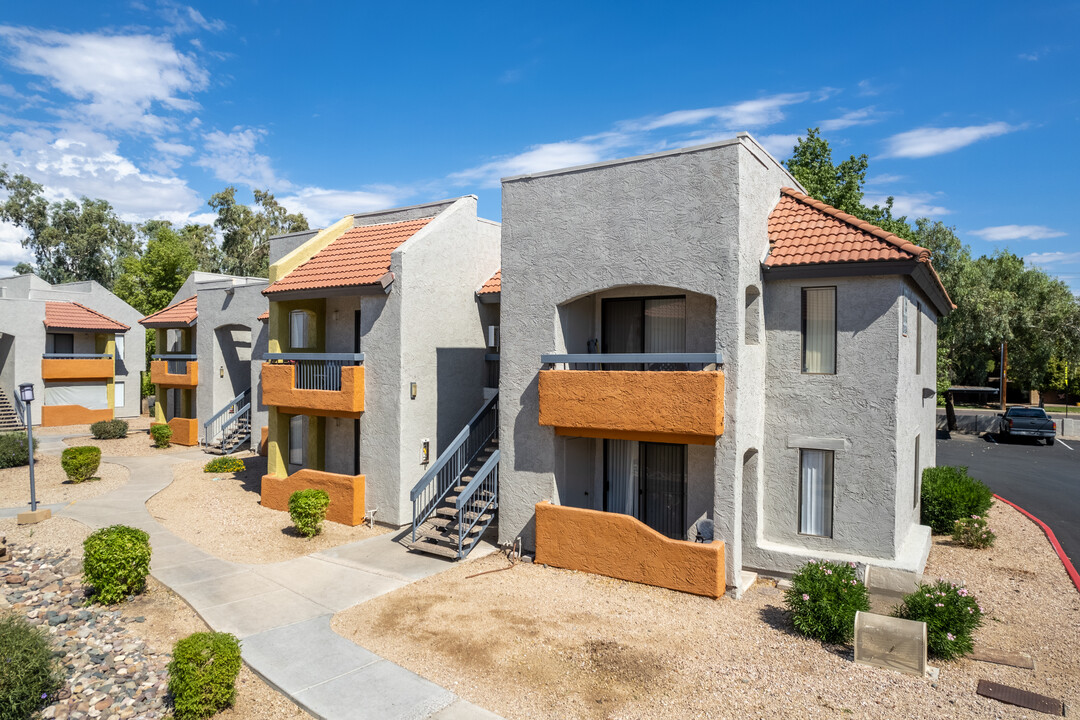 Sierra Walk in Glendale, AZ - Foto de edificio