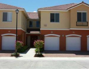 61 SE Palermo in Stuart, FL - Building Photo
