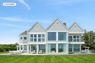390 Old Montauk Hwy in Montauk, NY - Building Photo - Building Photo