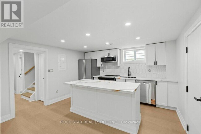 855 Garth St in Hamilton, ON - Building Photo - Building Photo