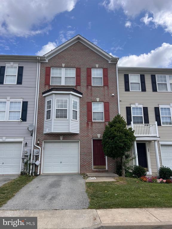 property at 19 Bruce Dr