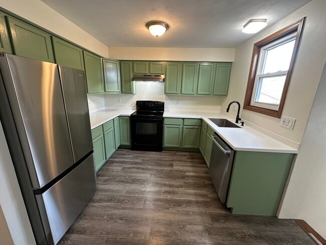 property at 1607 Buchanan St