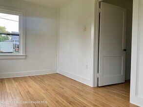 1156 US-9 in Hudson, NY - Building Photo - Building Photo
