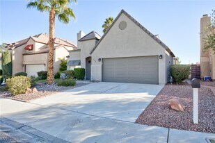 2208 Ladue Dr in Las Vegas, NV - Building Photo