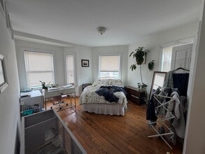 2 Craigie St, Unit 3 in Somerville, MA - Foto de edificio - Building Photo