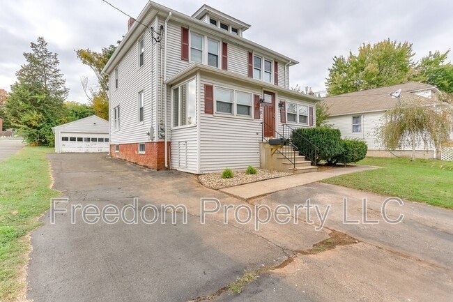 18 Peck St in Berlin, CT - Building Photo - Building Photo