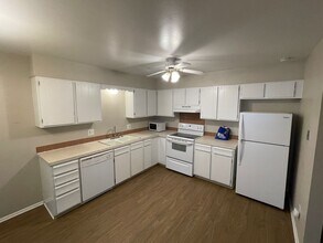 1607 Larch St in Fort Collins, CO - Building Photo - Building Photo
