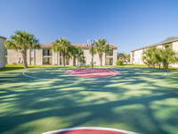 *Campus Palms Apartments- USF STUDENT LIVING* in Tampa, FL - Foto de edificio - Building Photo