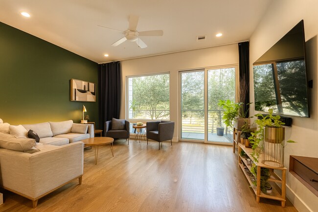 2717 St Emanuel St in Houston, TX - Building Photo - Building Photo