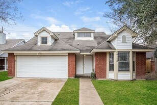 24102 Scrivener Ln in Katy, TX - Building Photo