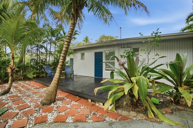 property at 902 NE 40th St