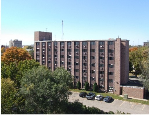 Shalom Tower II in Mason City, IA - Building Photo