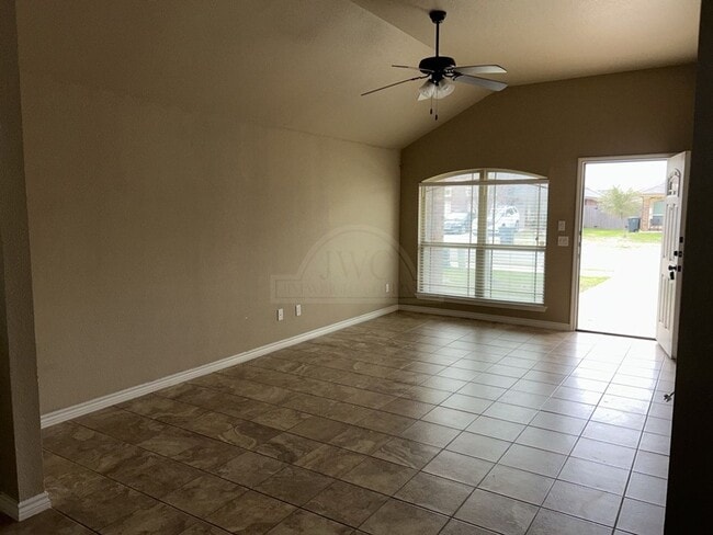504 Sladecek Dr in Killeen, TX - Building Photo - Building Photo