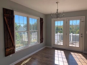 202 Oak Spring Ln in Madison Heights, VA - Building Photo - Building Photo