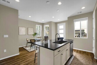 24263 E 41st Ave in Aurora, CO - Building Photo - Building Photo
